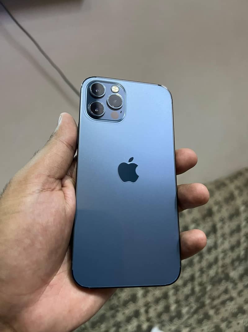 Apple iPhone 12 Pro 03117504903 0