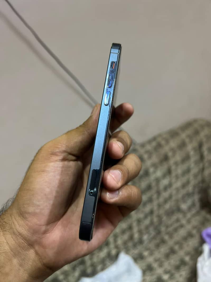 Apple iPhone 12 Pro 03117504903 4