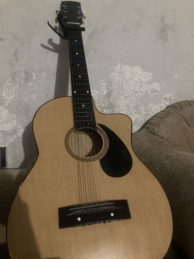 Student guitar