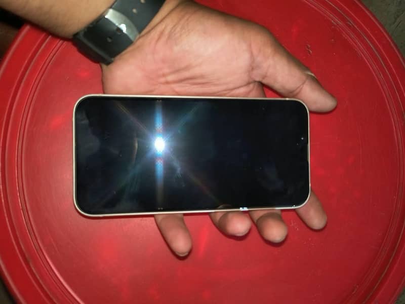 Apple iPhone 14 4