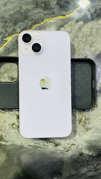 Apple iPhone 14