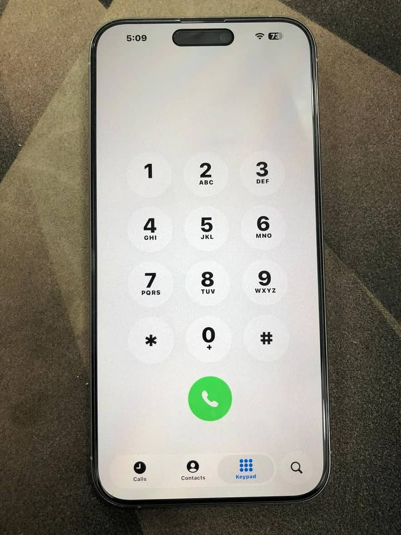 Apple iPhone 15 Pro Max 0