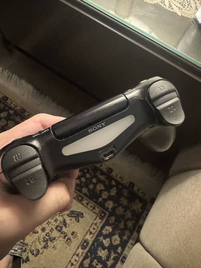 PS4 Controller