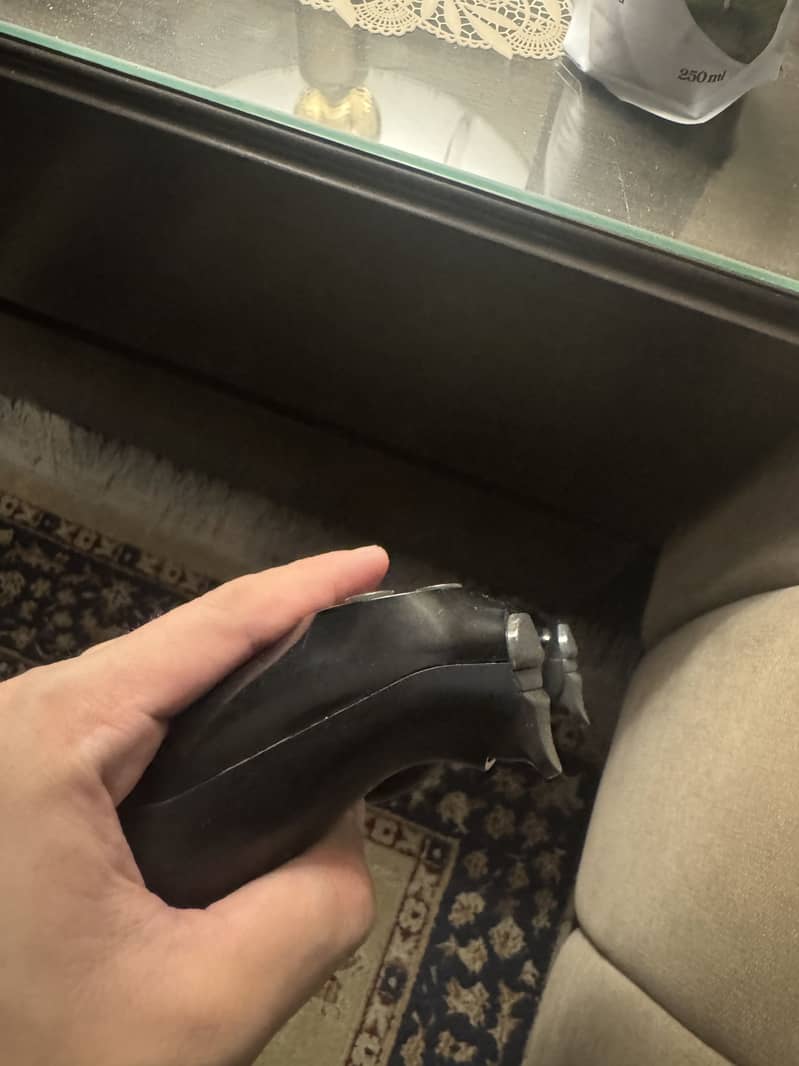 PS4 Controller 1