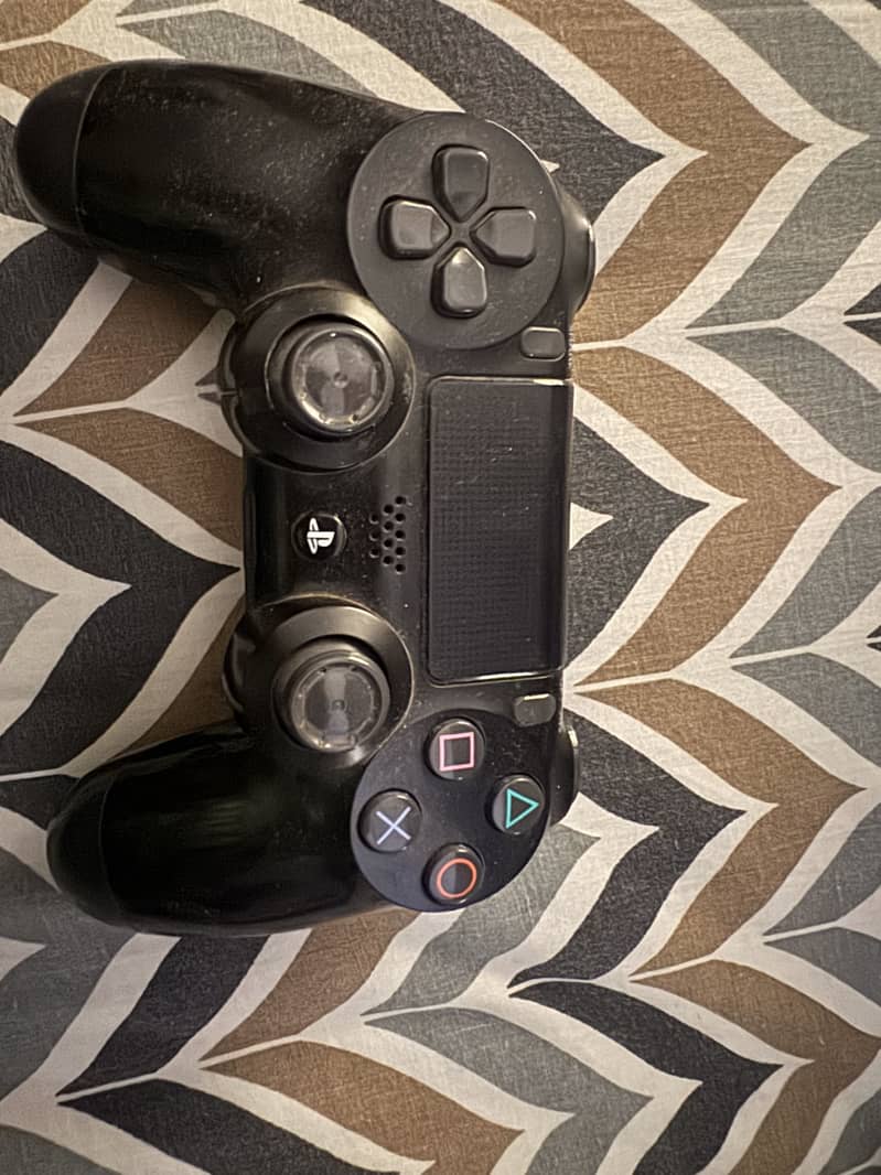 PS4 Controller 2