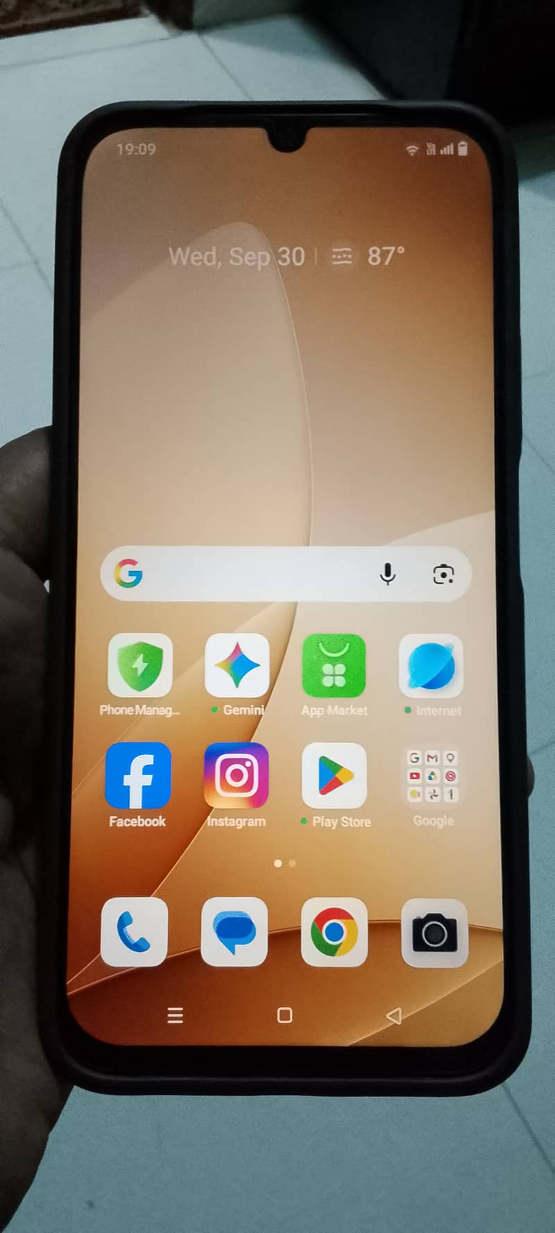 OPPO A6c 1