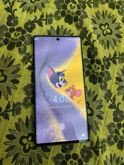 Fujitsu Arrows Docomo F52-A 5G