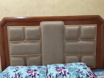 shisham wooden deco paint with poshish bed