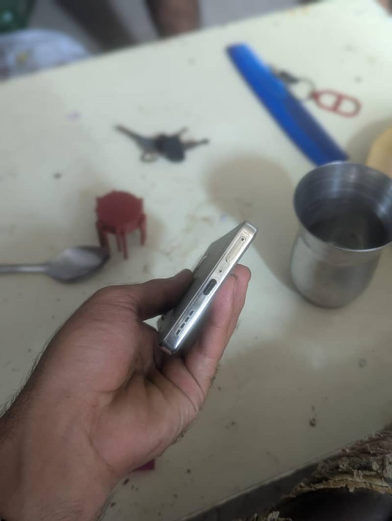 Infinix Note 40 2