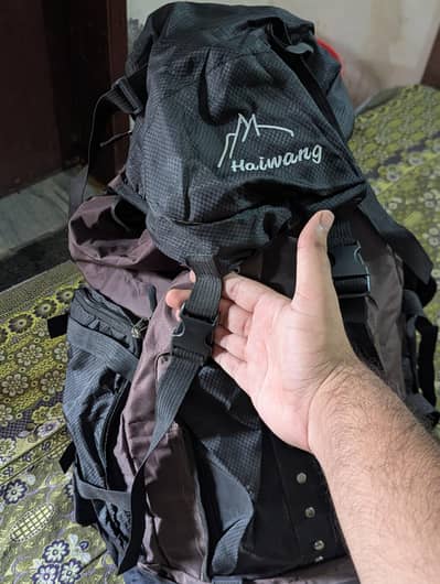 Brand New HAIWANG 90L Large Hiking & Travel Backpack – Black/Brown