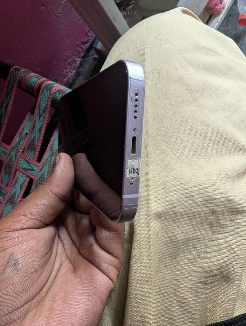 Apple iPhone 14 8