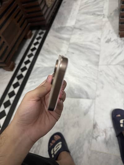 Apple iPhone 16 Pro mdm 128 jb desert titanium