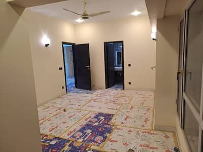 Sale flat 2 bed d d Lease boundrwall  Maymar terrice 2nd floor Gulshan 2 Tile 170 dmd Negotiable Video available  *Code(16815)*