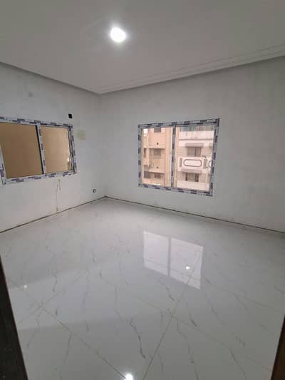 Gulshan e jamal Brand new portion for sale 2 bed dd 2nd floor  Near to main road Market , masjid , school.  Demand 2cr 140 square yards  *Code(16818)*