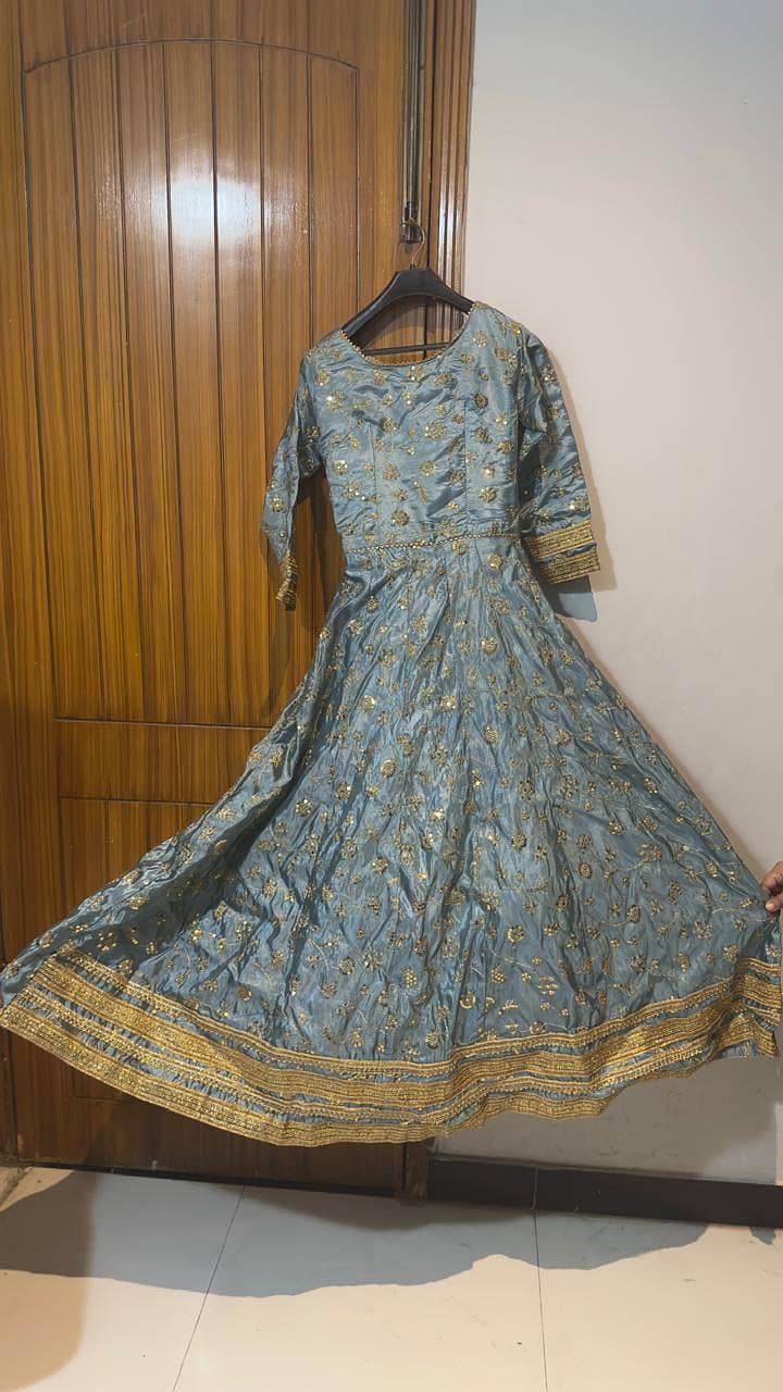 blue Maxi 4