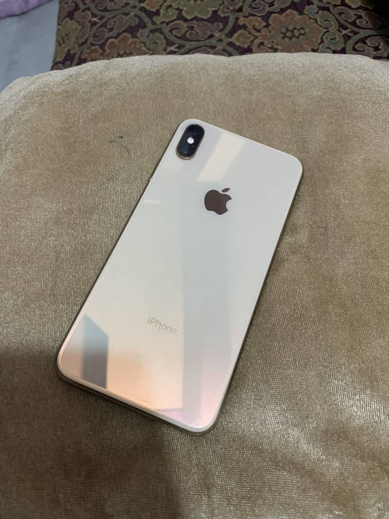 Apple iPhone XS Max 0
