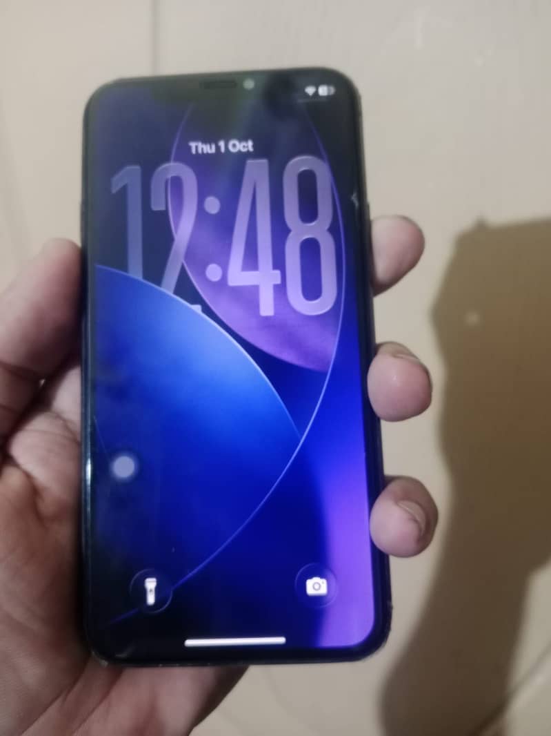Apple iPhone 11 Pro 1