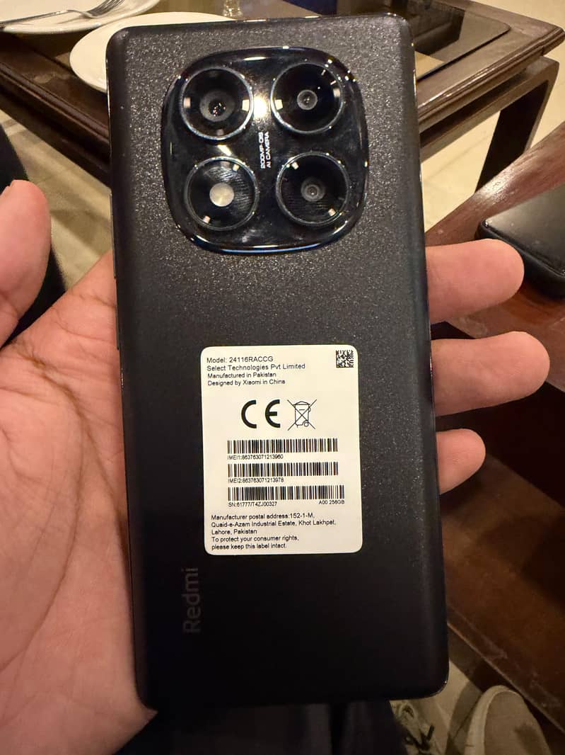 Xiaomi Redmi Note 14 Pro 1