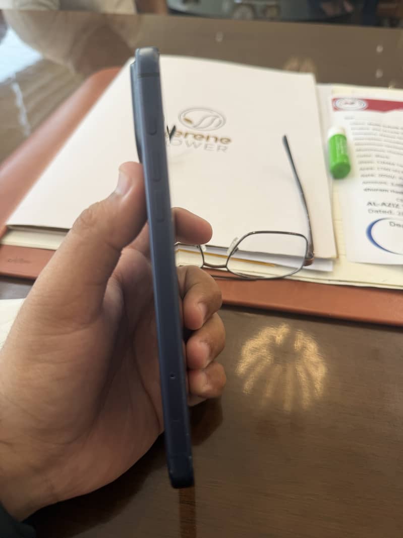 Apple iPhone 17 Pro Max 2