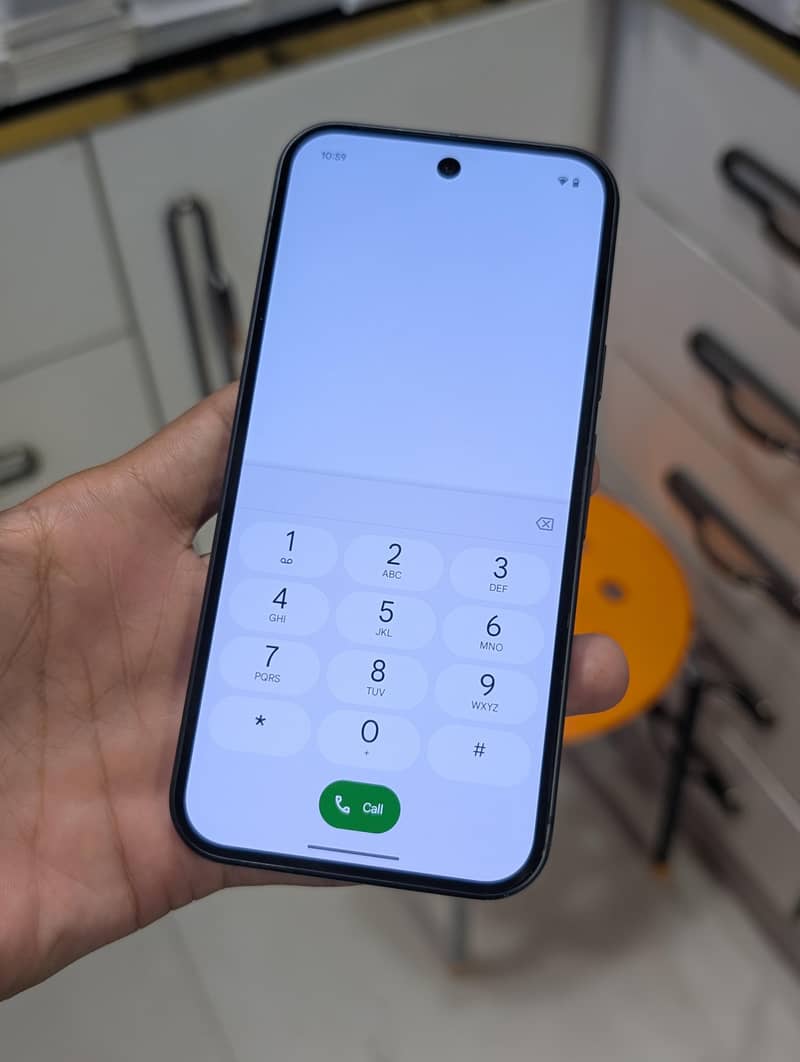 Google Pixel 9 5