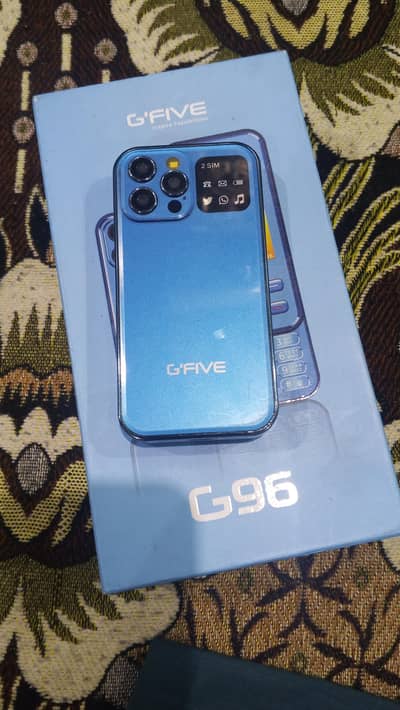 G five folding phone