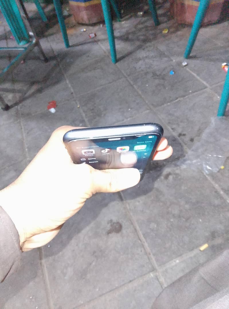 Apple iPhone 11 1