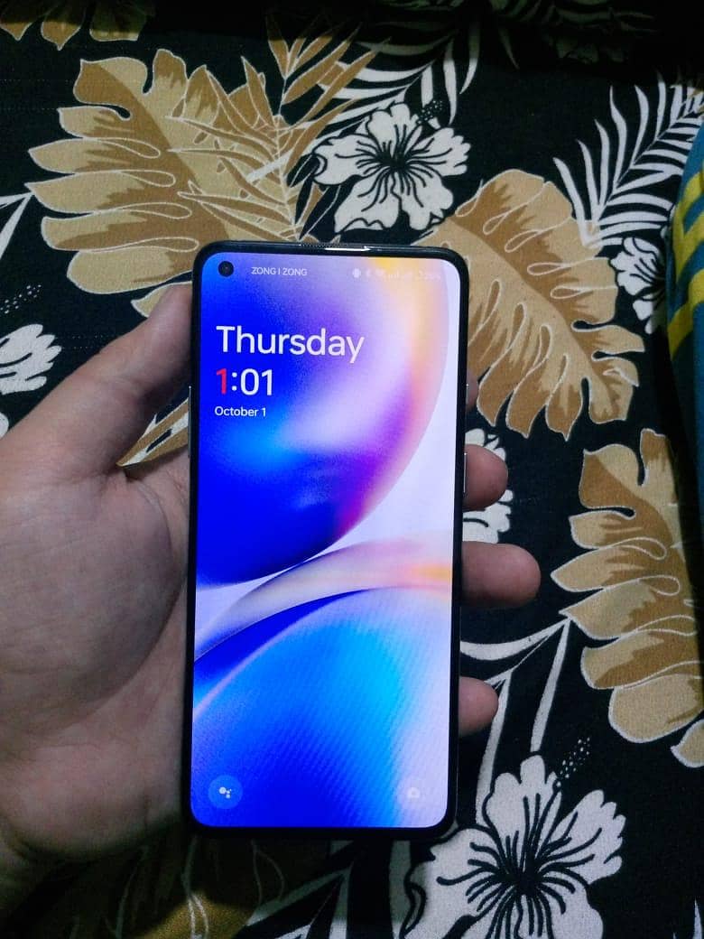 One Plus 8T 4