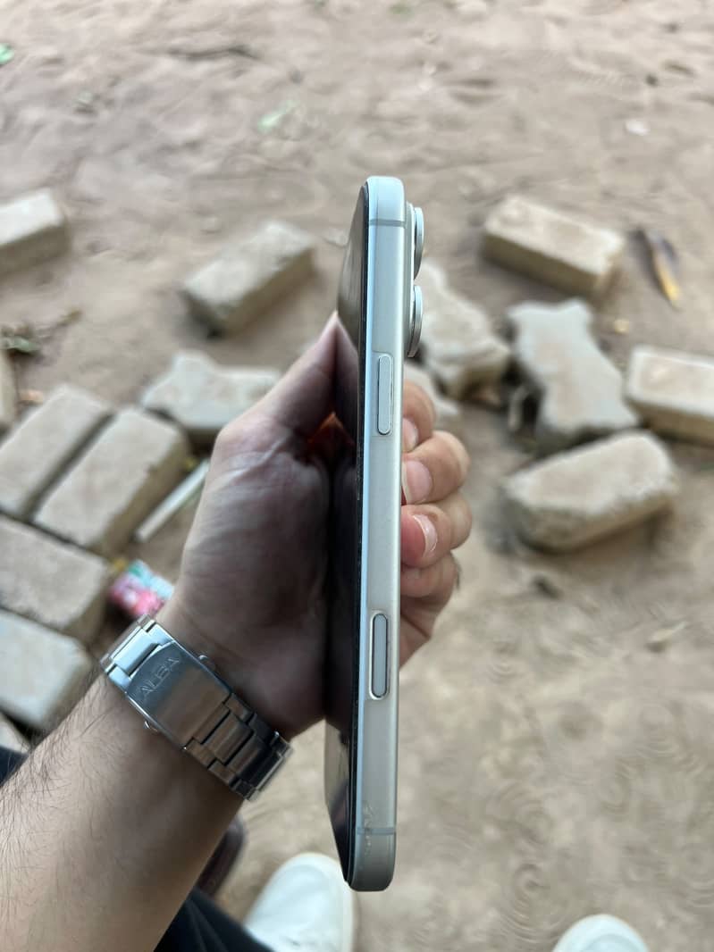 Apple iPhone 17 Pro Max 1