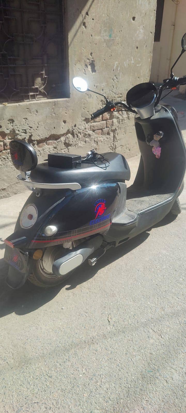 electric scooty 5