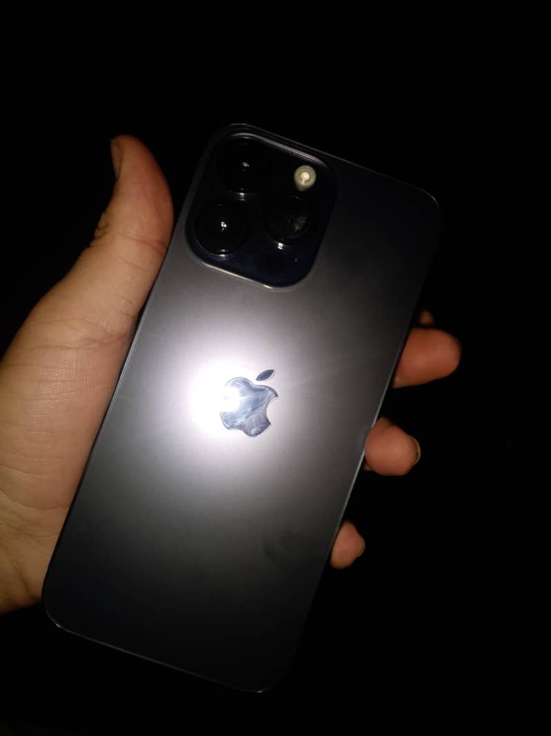 Apple iPhone 14 Pro Max 2