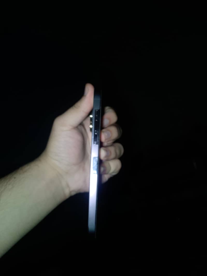 Apple iPhone 14 Pro Max 7