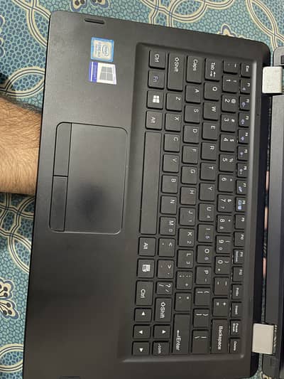 Core m3 7th Gen Slim Laptop 8GB RAM 320GB HDD - 12.5" - Good Battery
