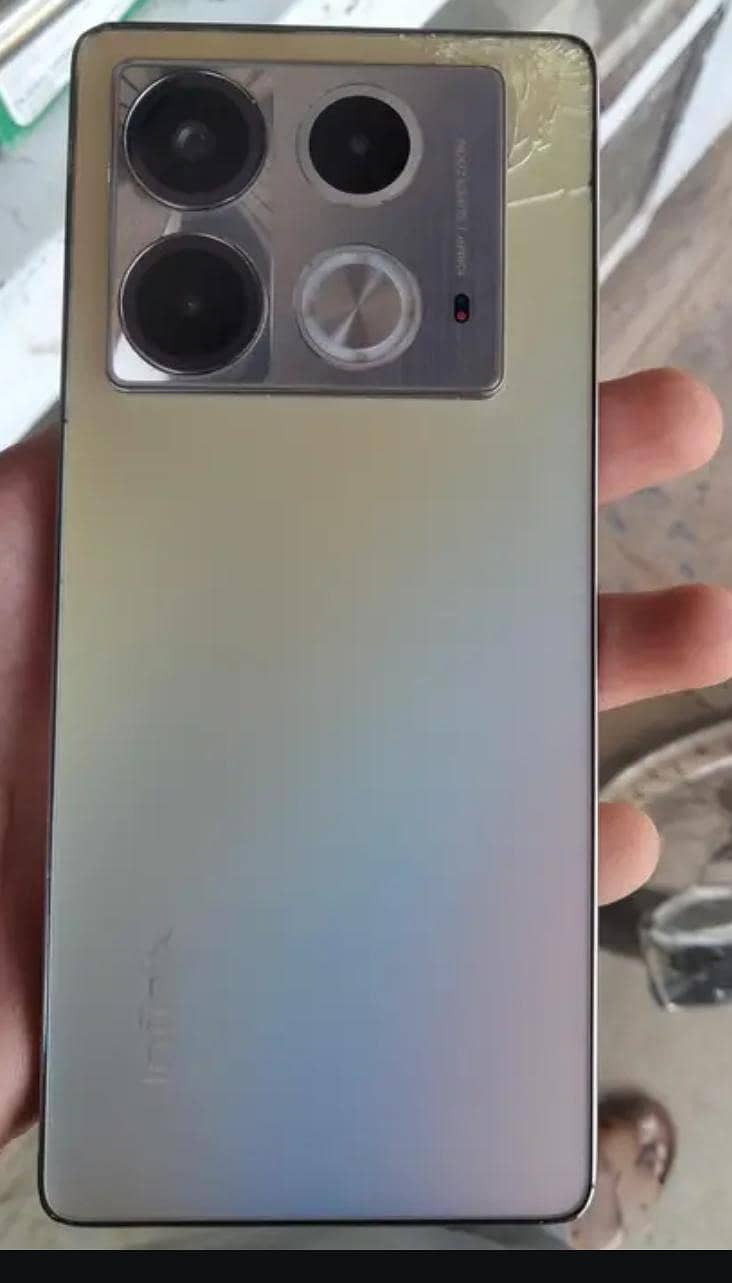 Infinix Note 40 2