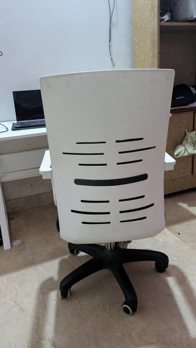 Computer table and chair for sale urgent