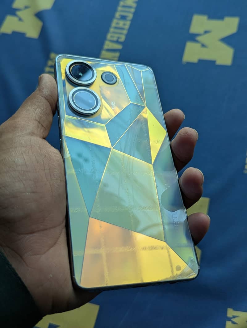 Tecno CAMON 20 2