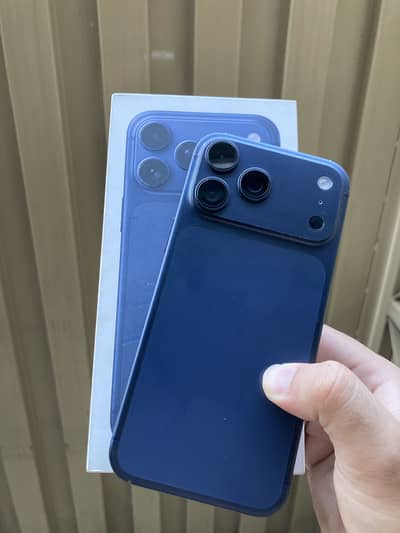 Apple iPhone 17 Pro Max jv