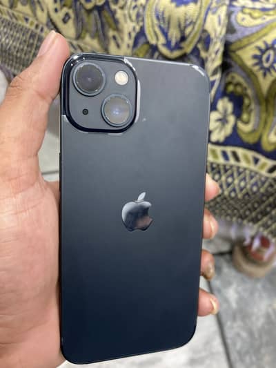 Apple iPhone 13