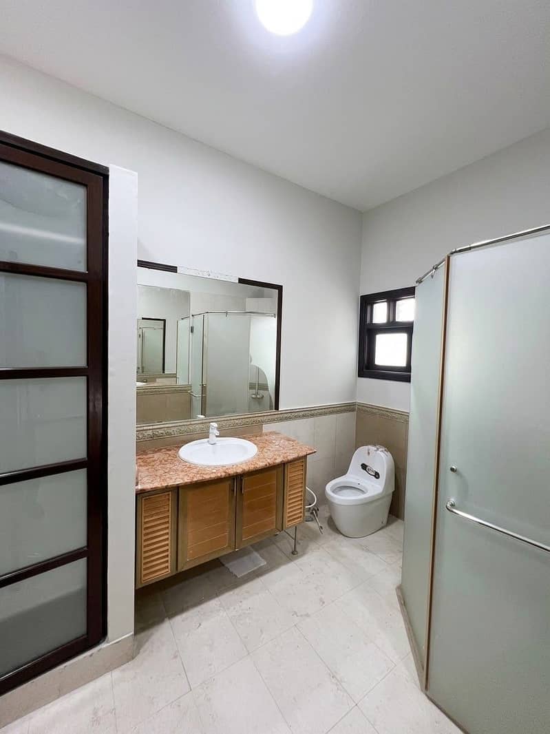 666yard Upper Portion For Rent 7