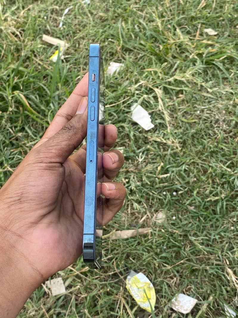 Apple iPhone 12 Pro Max 8
