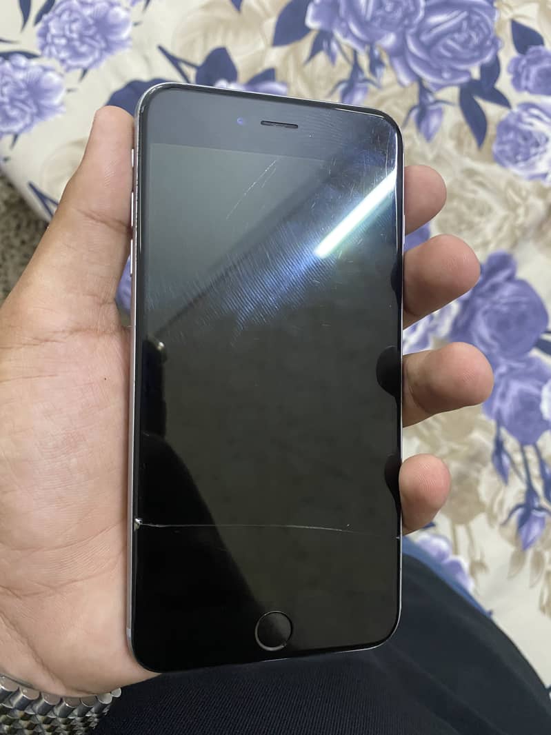 Apple iPhone 6S Plus 3