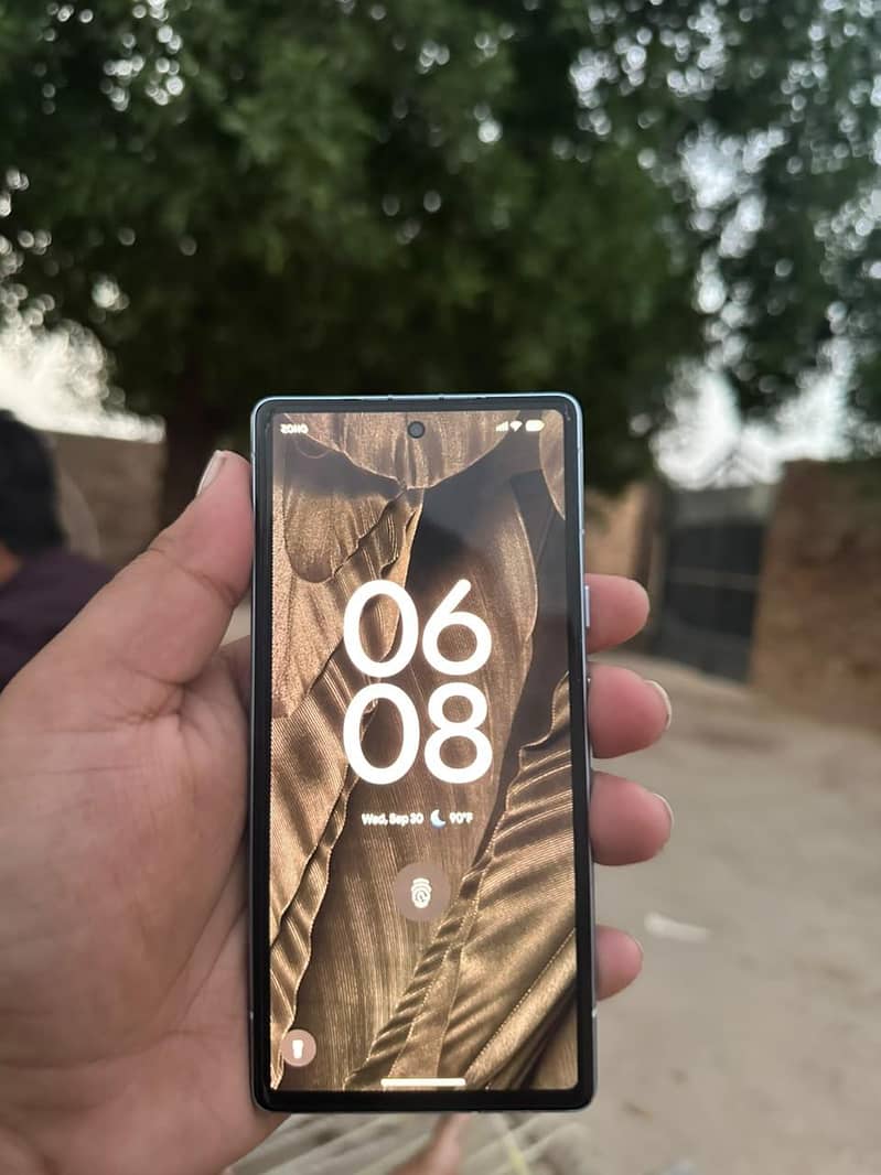 Google Pixel 7a 1