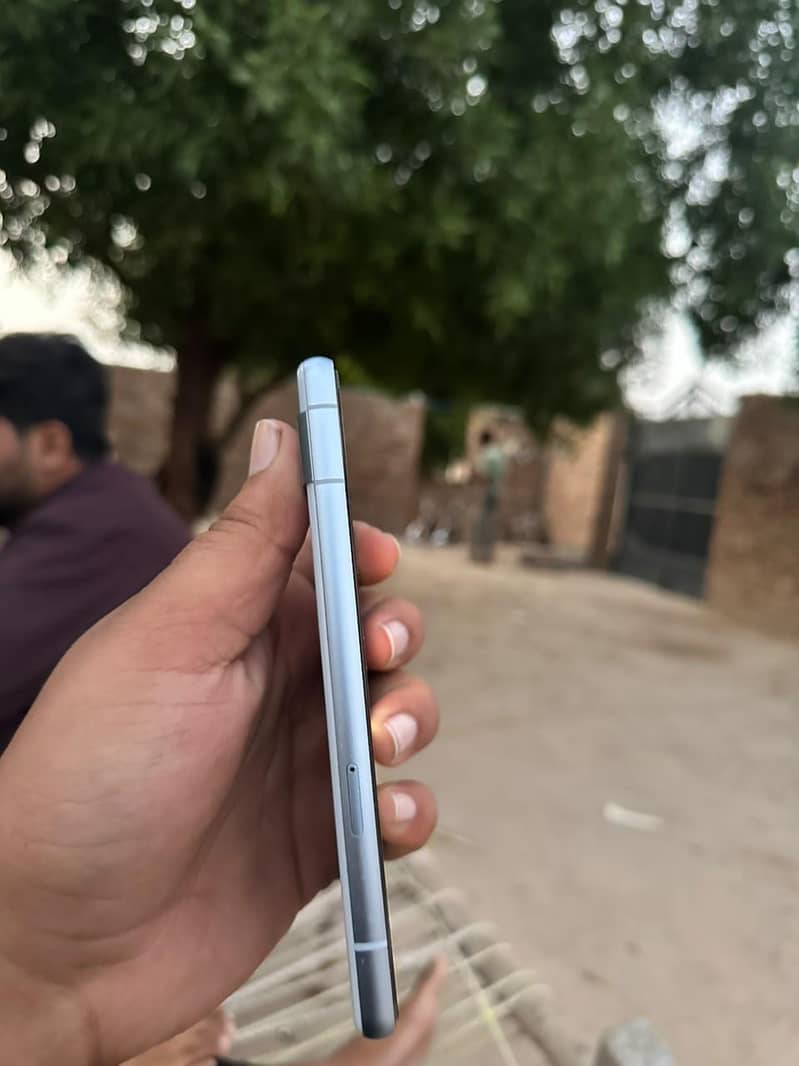 Google Pixel 7a 3
