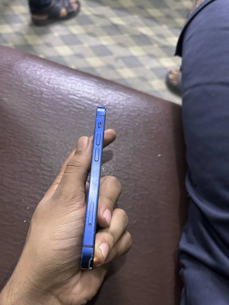 Apple iPhone 12 mini 5