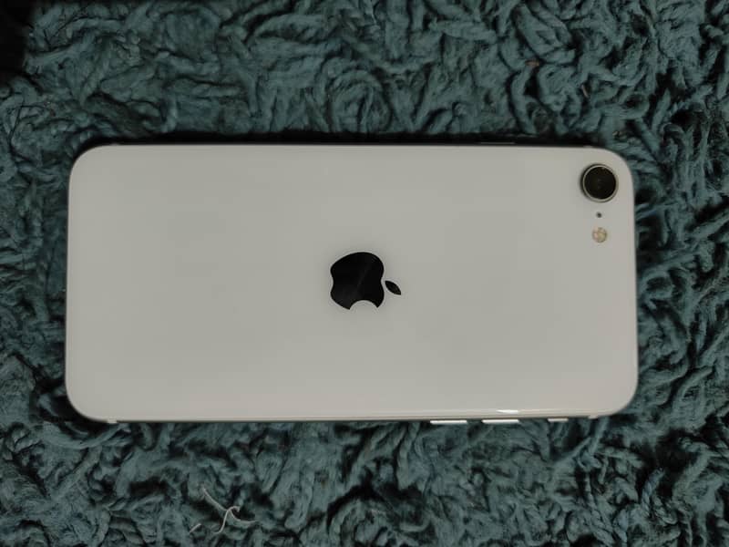Apple iPhone SE 0