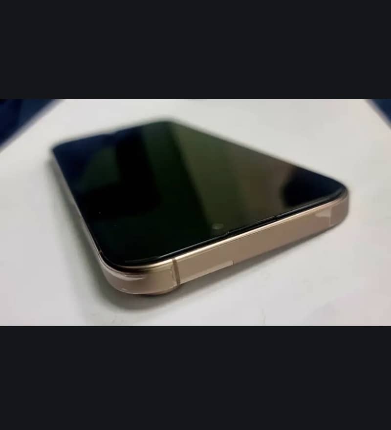 Apple iPhone 16 Pro Max 5