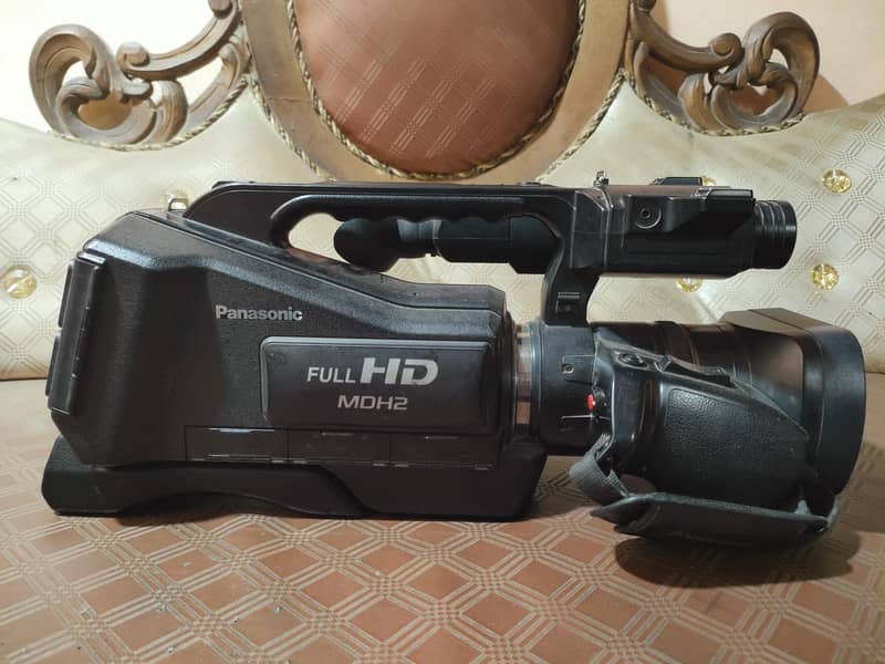 MDH2 VIDEO CAMERA 1