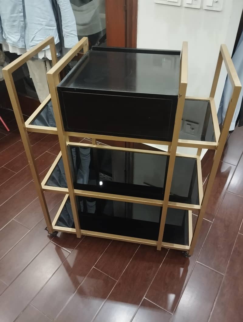 Tea Trolley 1
