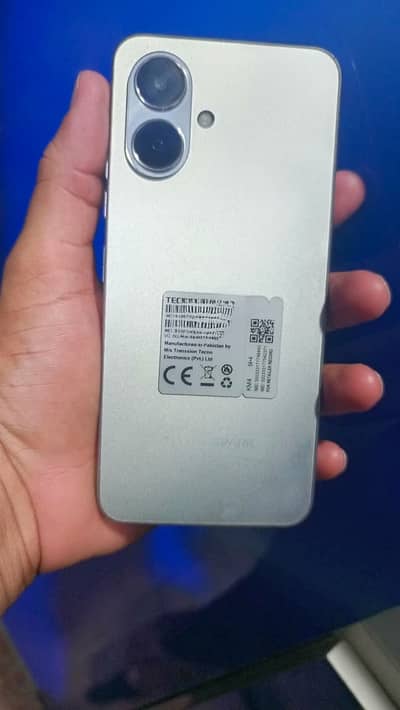 Tecno Spark Go 2 (64GB / 8GB Extended RAM) - 10/10 Condition - Complet