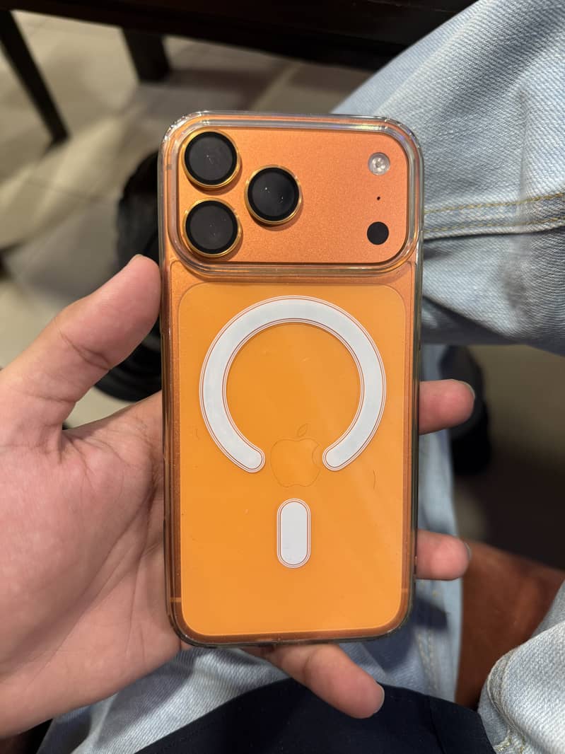 Apple iPhone 17 Pro Max 1