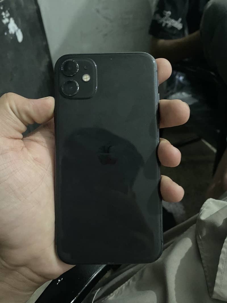 Apple iPhone 11 0